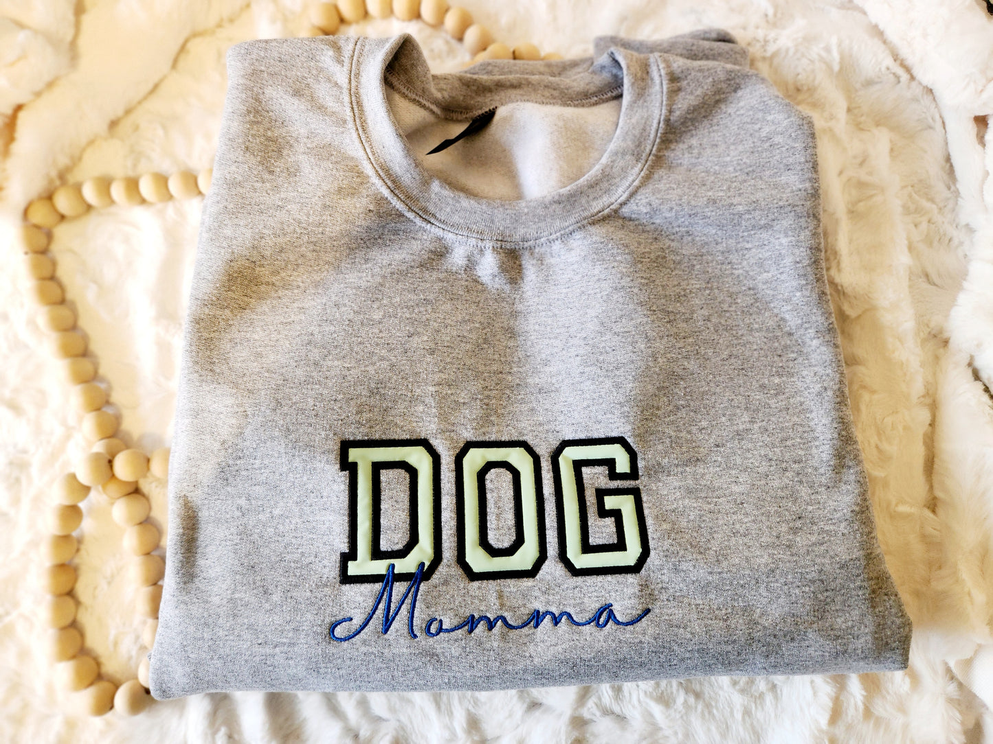 Dog momma crew neck pullover