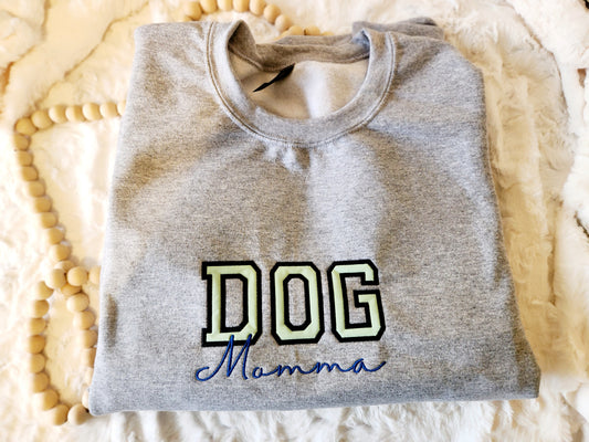 Dog momma crew neck pullover